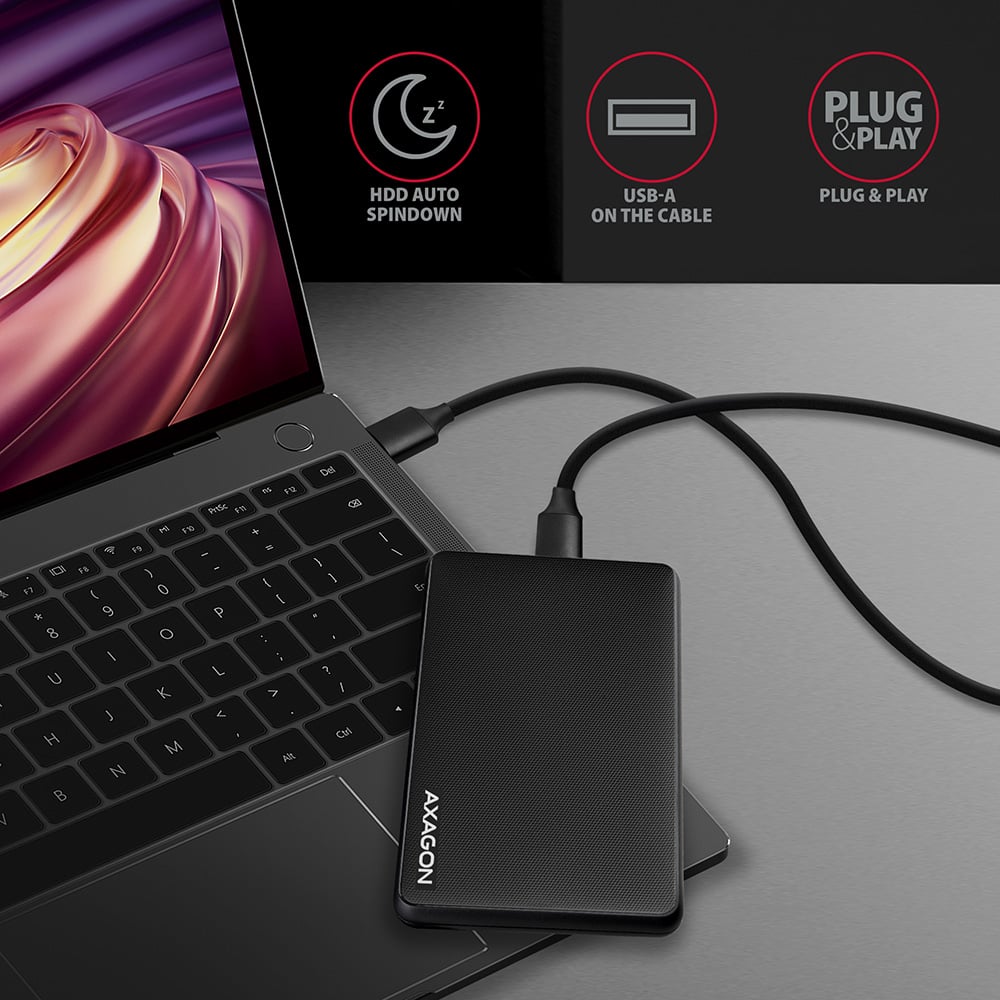 AXAGON EE25-SL připojený k notebooku s funkcí HDD Auto Spindown