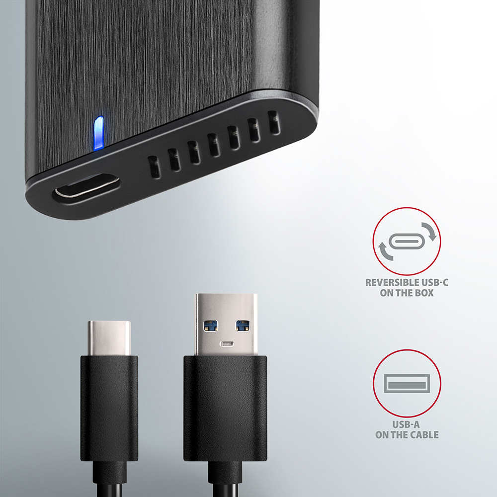 Přiložený kabel USB-C na USB-A a reverzibilní konektor AXAGON EEM2-SBC