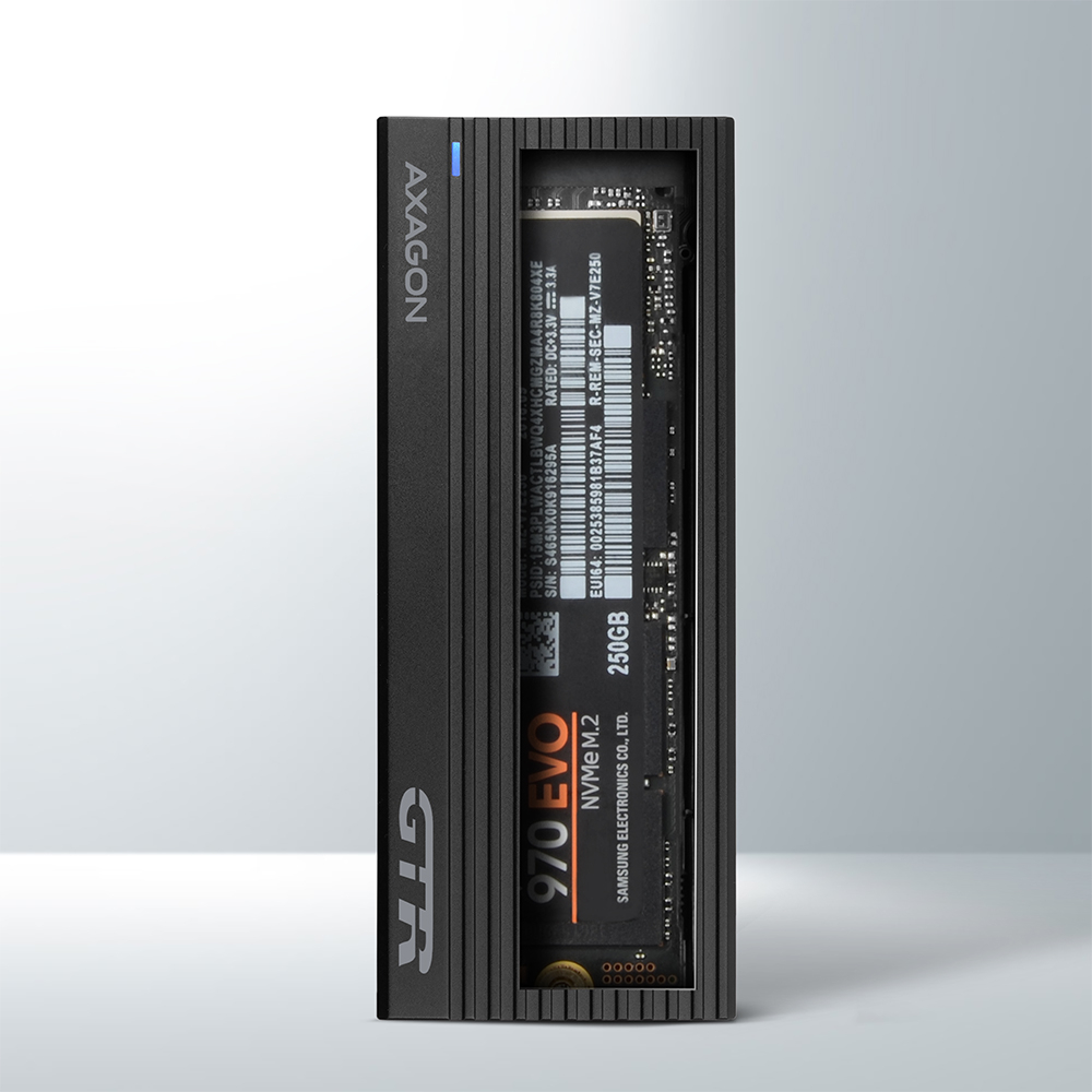 AXAGON EEM2-GTR s nainstalovaným NVMe SSD Samsung 970 EVO