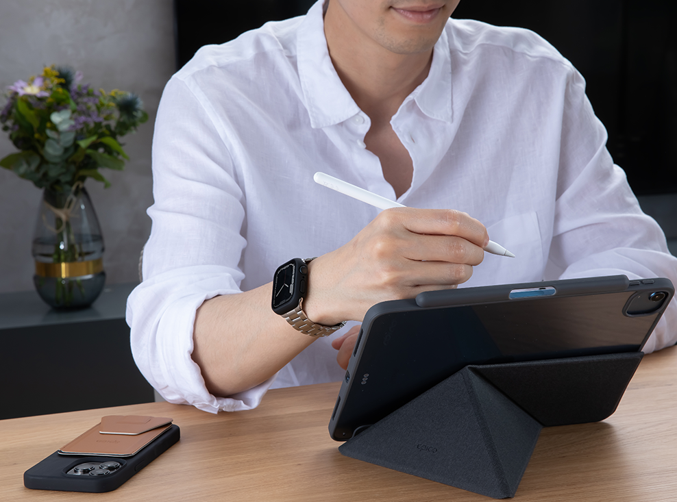 EPICO GLASS CASE Apple Watch 45 mm černá