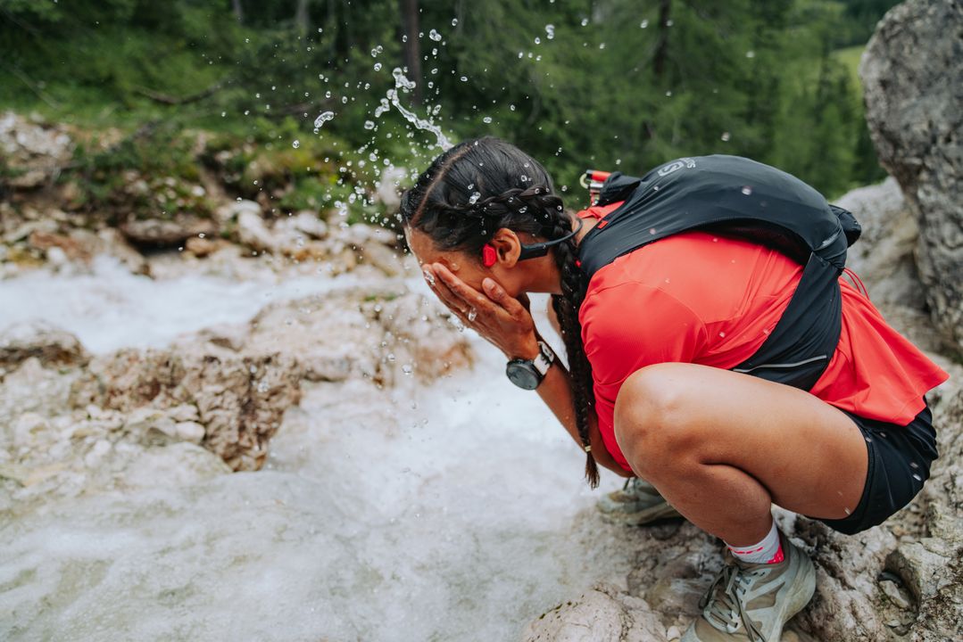Suunto Wing slúchadlá červená