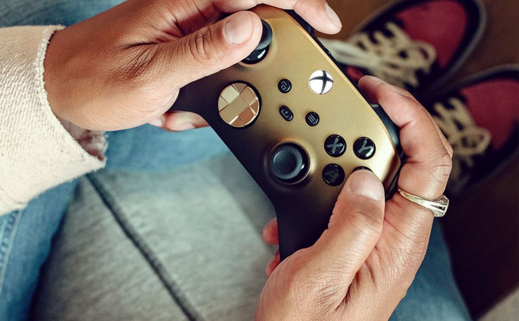 Xbox Wireless Controller Gold Shadow