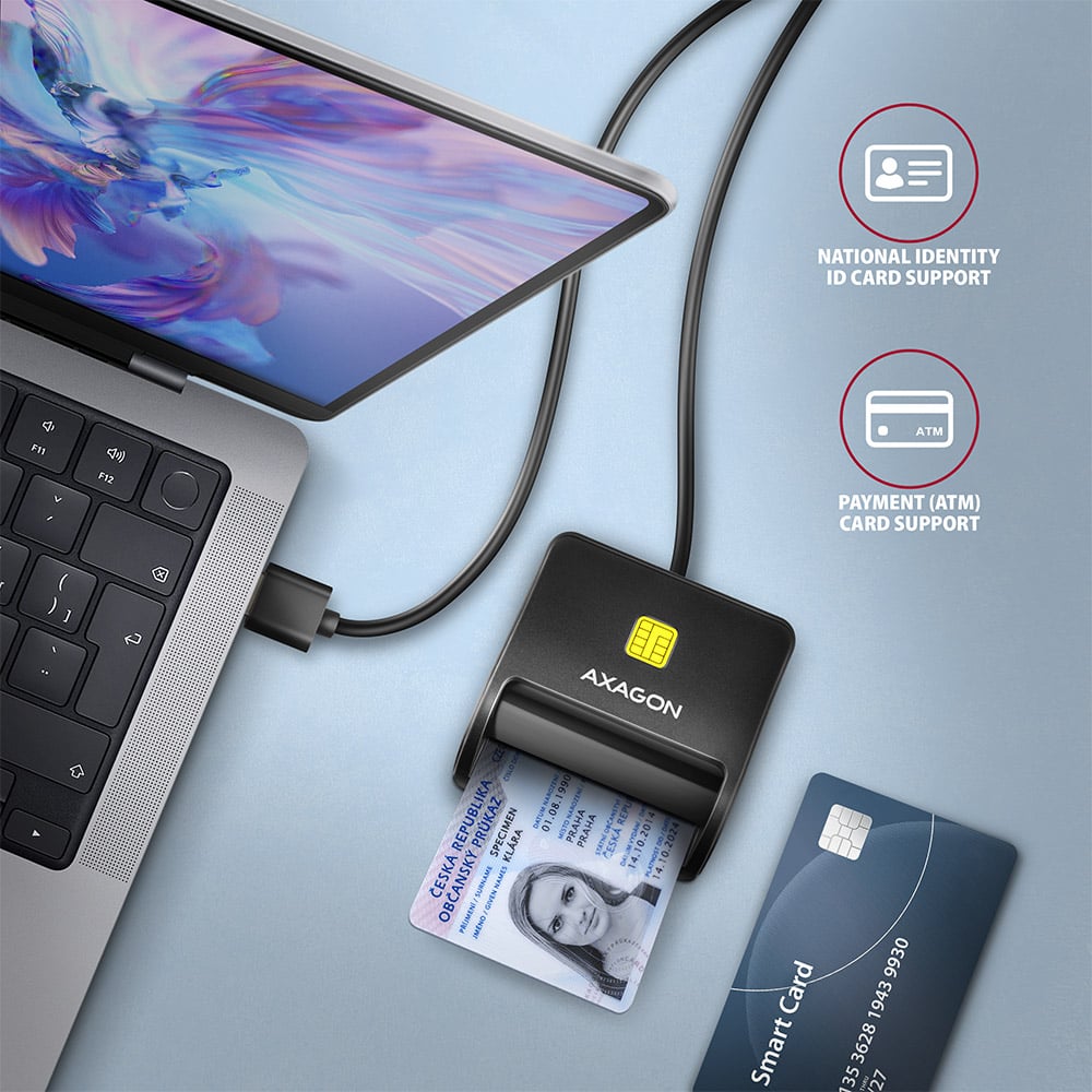 AXAGON CRE-SM3SD připojená k notebooku – čtení občanského průkazu a platební karty
