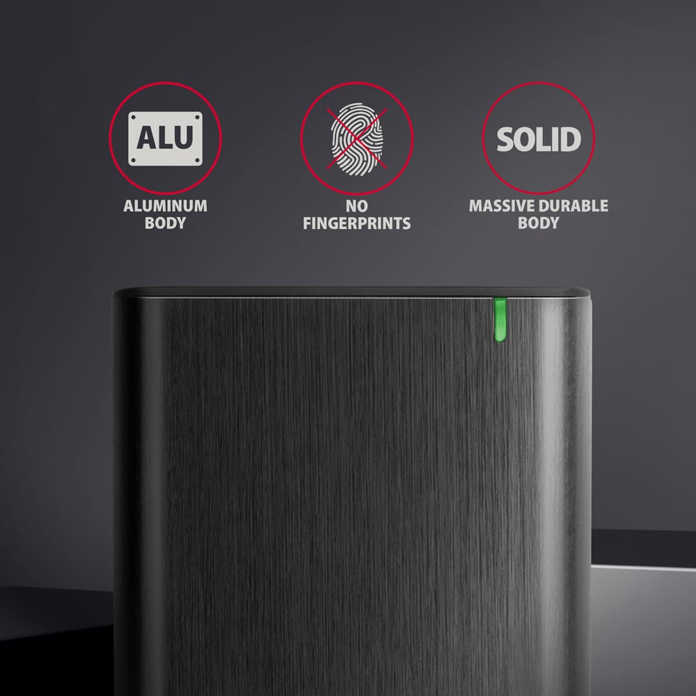 AXAGON EE25-A6C – detail broušeného hliníkového těla boxu s LED indikátorem
