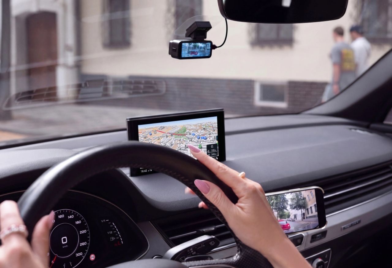 Aligator A8 autokamera přední + zadní, GPS 4K černá