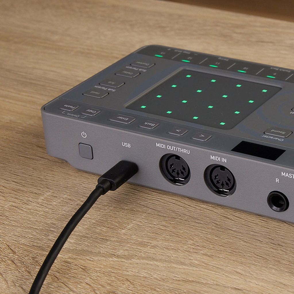 Pioneer DJ | AlphaTheta CHORDCAT groovebox šedý