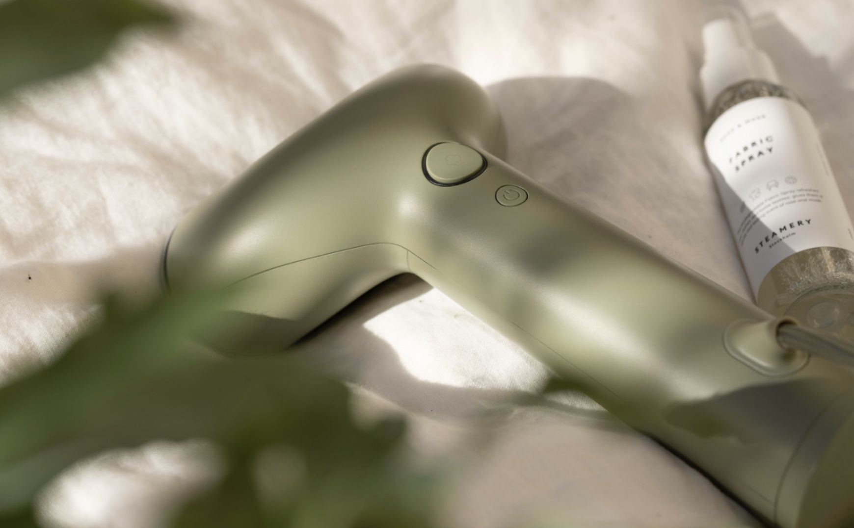 STEAMERY Cirrus 3 ruční napařovací žehlička Rose