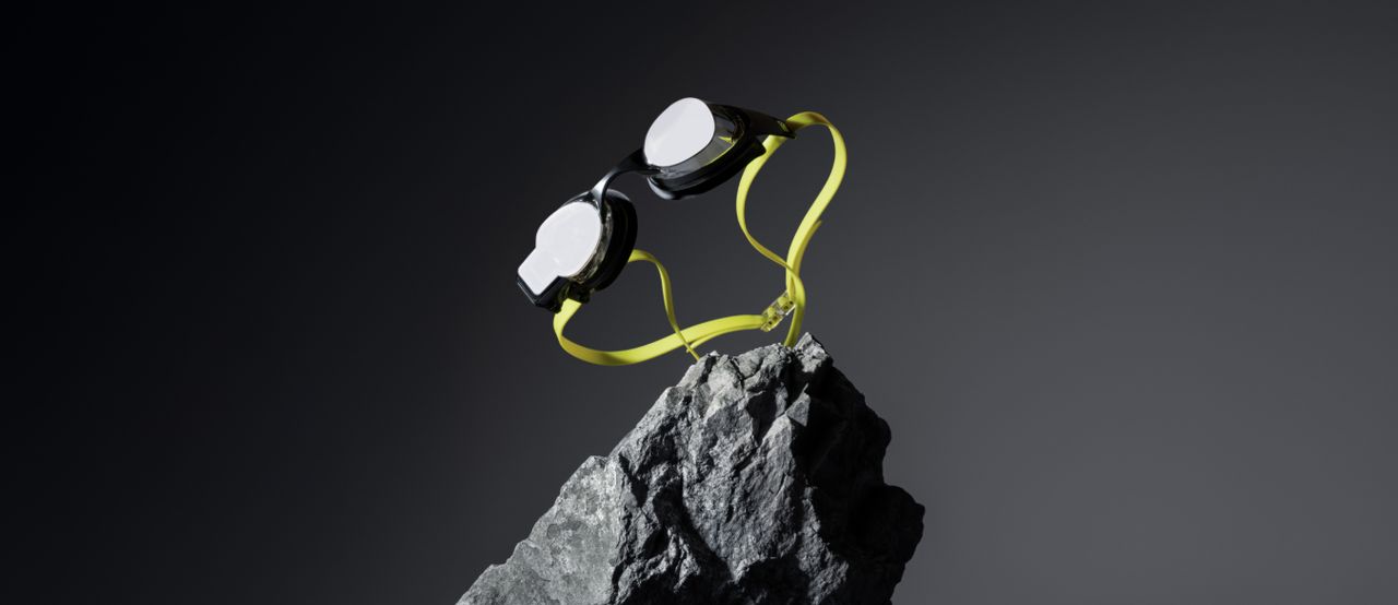 FORM Smart Swim 2 PRO chytré plavecké brýle černé/žluté