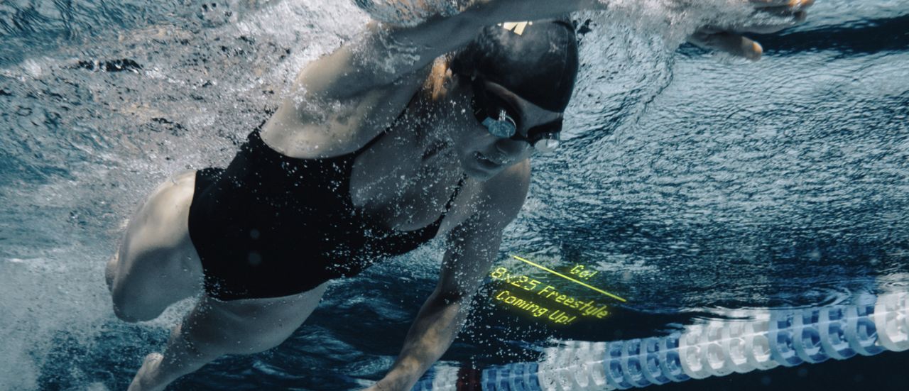 FORM Smart Swim 2 PRO chytré plavecké brýle černé/žluté