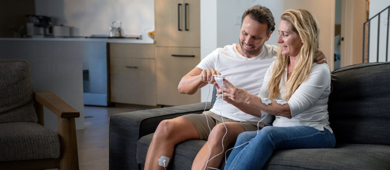 iHealth Soothe TENS duální elektrostimulátor s příslušenstvím bílý