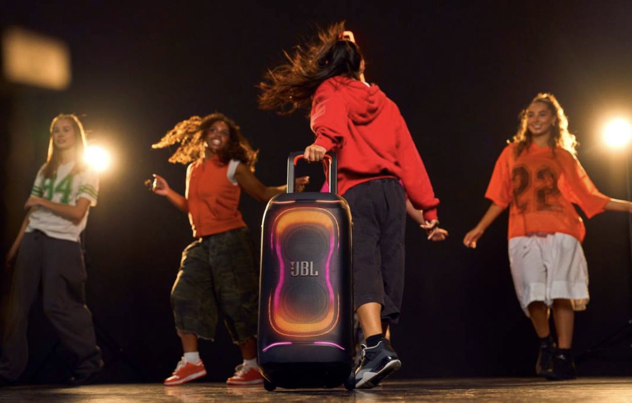 JBL PartyBox 330 bílý
