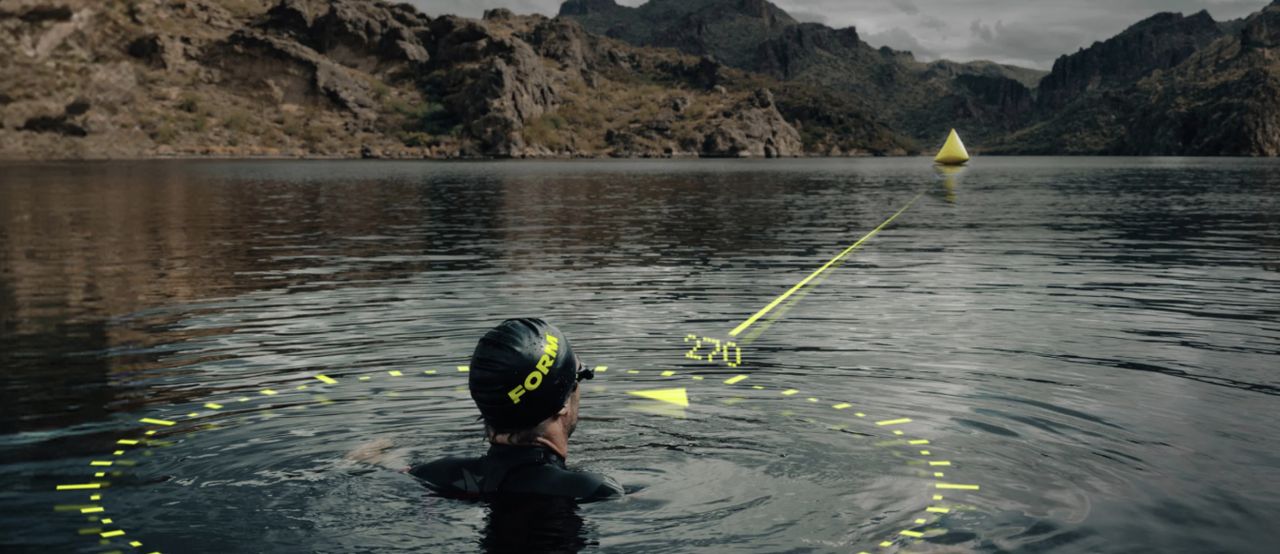 FORM Smart Swim 2 chytré plavecké brýle černé/žluté