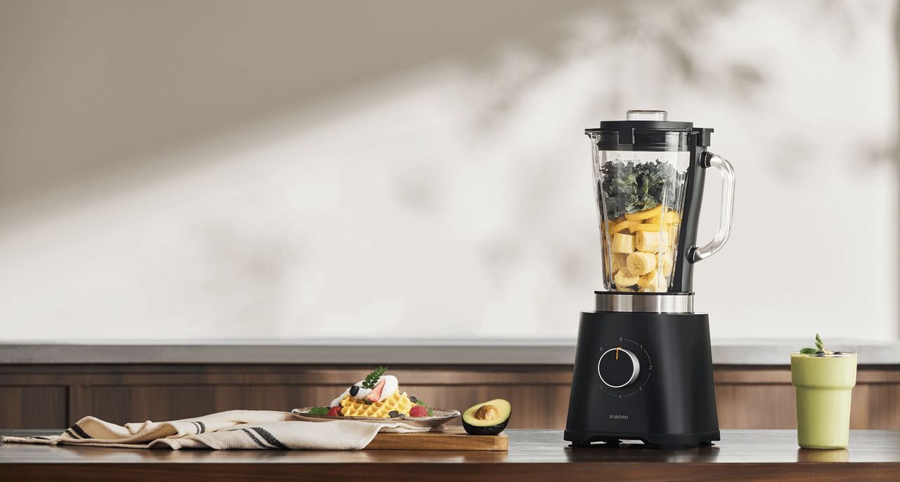 Xiaomi Blender EU mixér černý