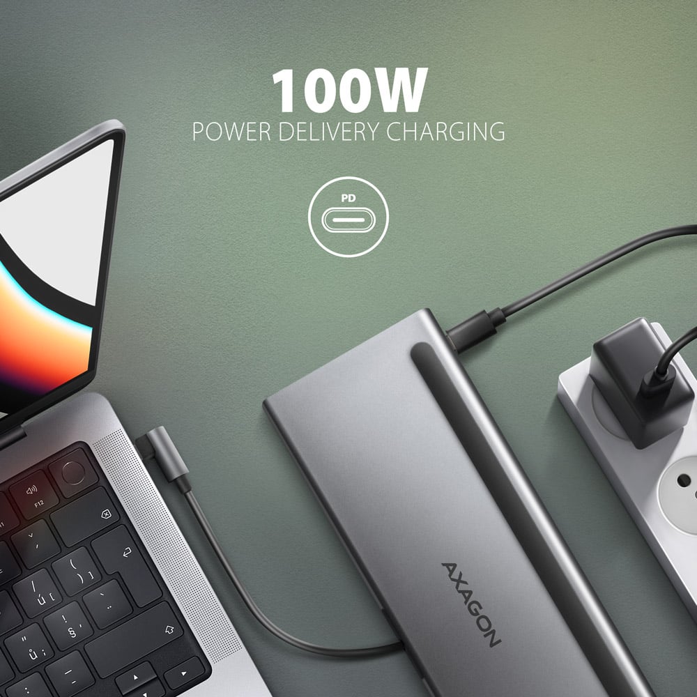 Nabíjení notebooku přes AXAGON HMC-4KX3 pomocí 100W Power Delivery