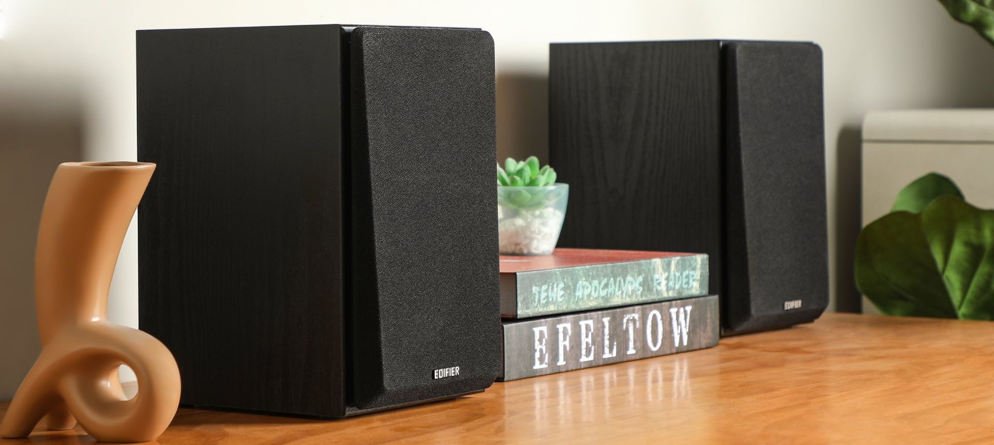 EDIFIER R990BT 2.0 multimediální reproduktory černé