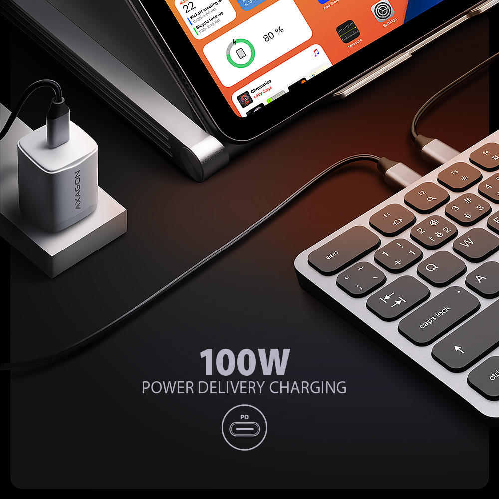 100W Power Delivery nabíjení tabletu přes klávesnicový hub