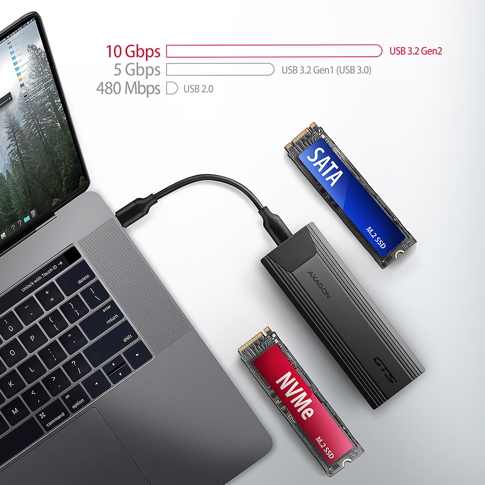 AXAGON EEM2-GTS2 připojený k notebooku, srovnání rychlostí 10 Gbps, 5 Gbps a 480 Mbps