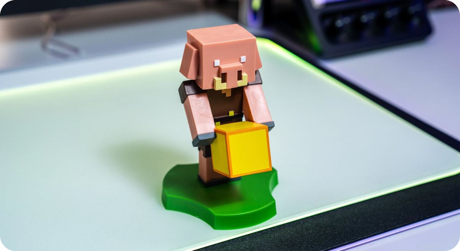 Exquisite Gaming Holdem Minecraft - Piglin
