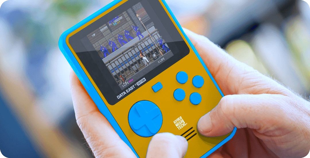HyperMegaTech Super Pocket retro konzole Data East Edition