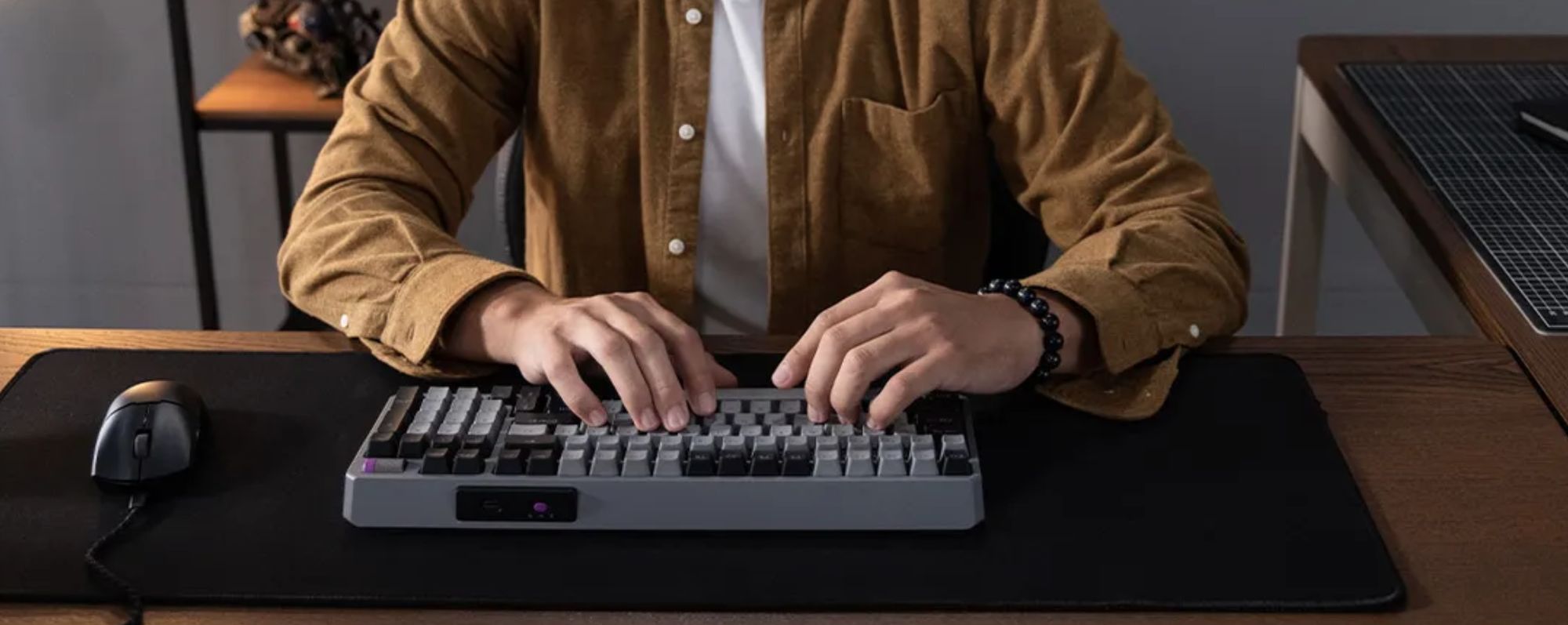 Cooler Master MK770 bezdrátová mechanická klávesnice CZ šedá