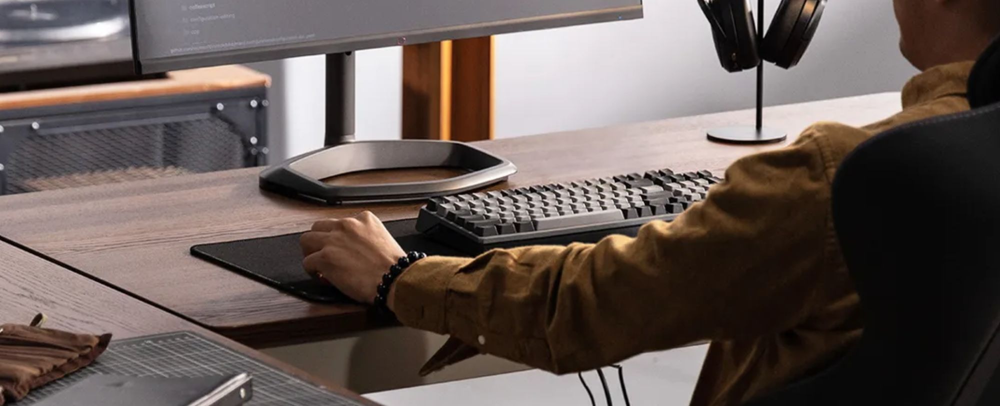 Cooler Master MK770 bezdrátová mechanická klávesnice CZ šedá