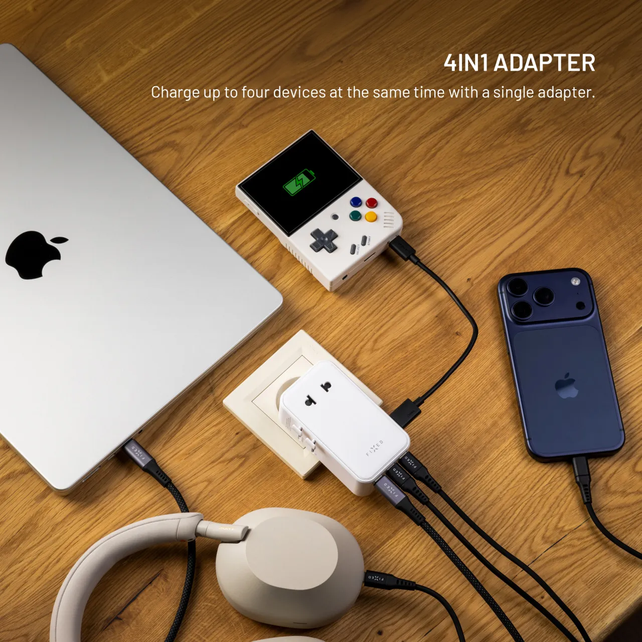 FIXED Voyager Slim 45W cestovní GaN adaptér (PD) pro EU, UK a USA/AUS, bílý
