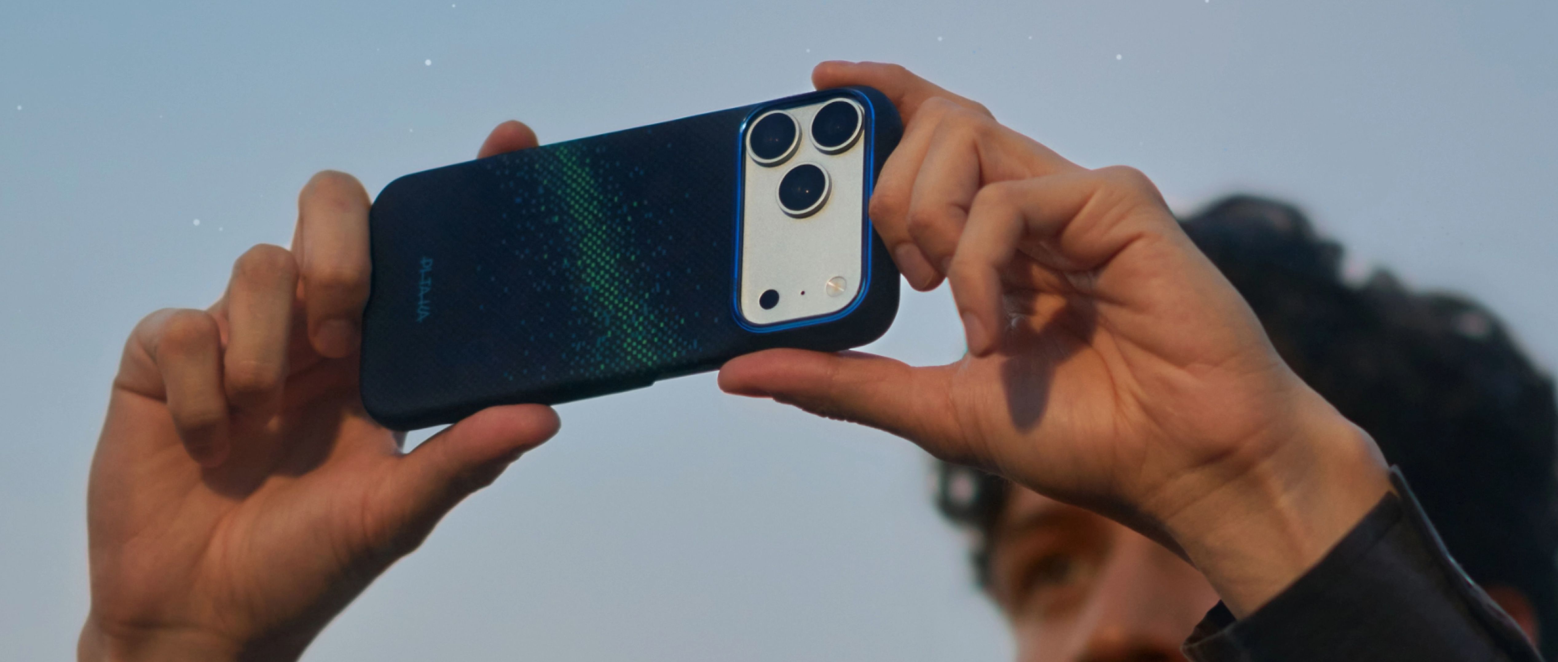 Pitaka Edge Case MagSafe kryt iPhone 18 Pro Max Nearfield Blue