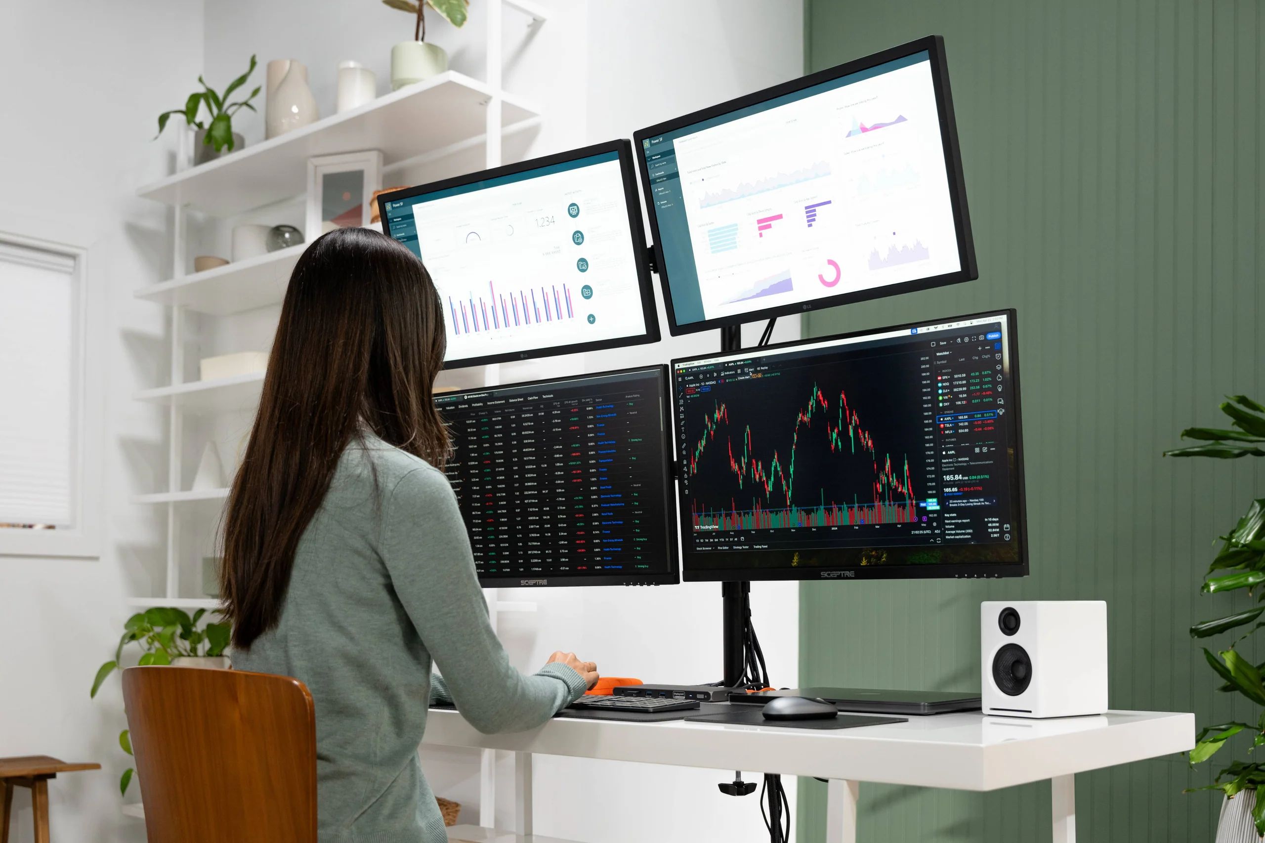 Satechi Thunderbolt 4 Docking Station with DisplayLink dokovací stanice vesmírně šedá