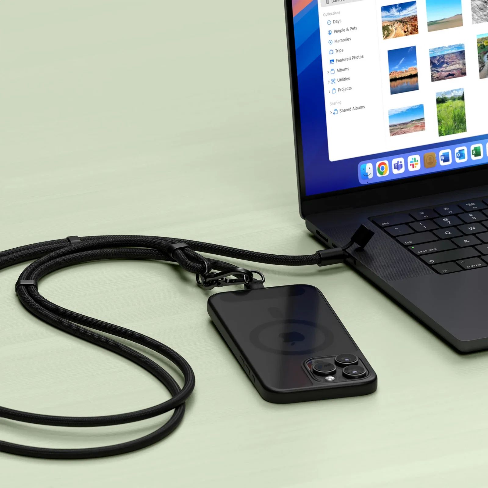 Satechi OntheGo USB-C Lanyard popruh s kabelem béžový