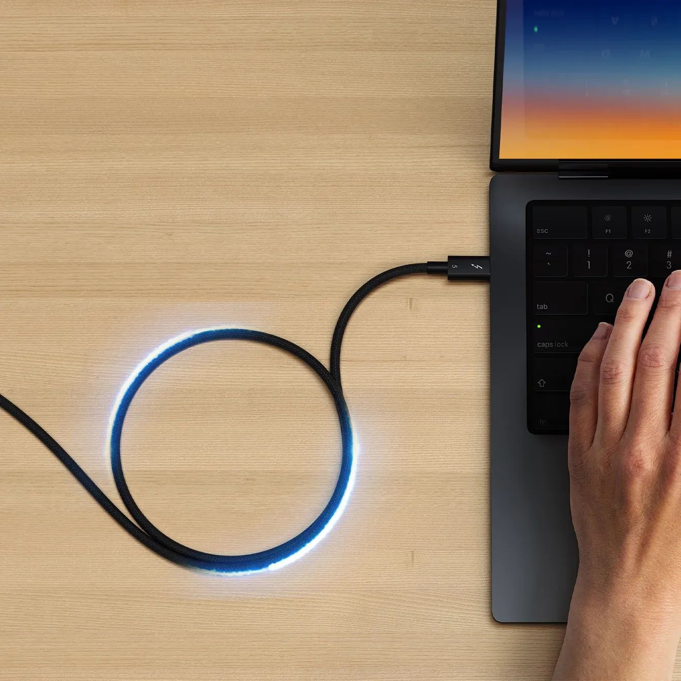Satechi Thunderbolt 5 Pro pletený kabel (PD 240W,80Gpbs,8K Video) 1m vesmírně černý