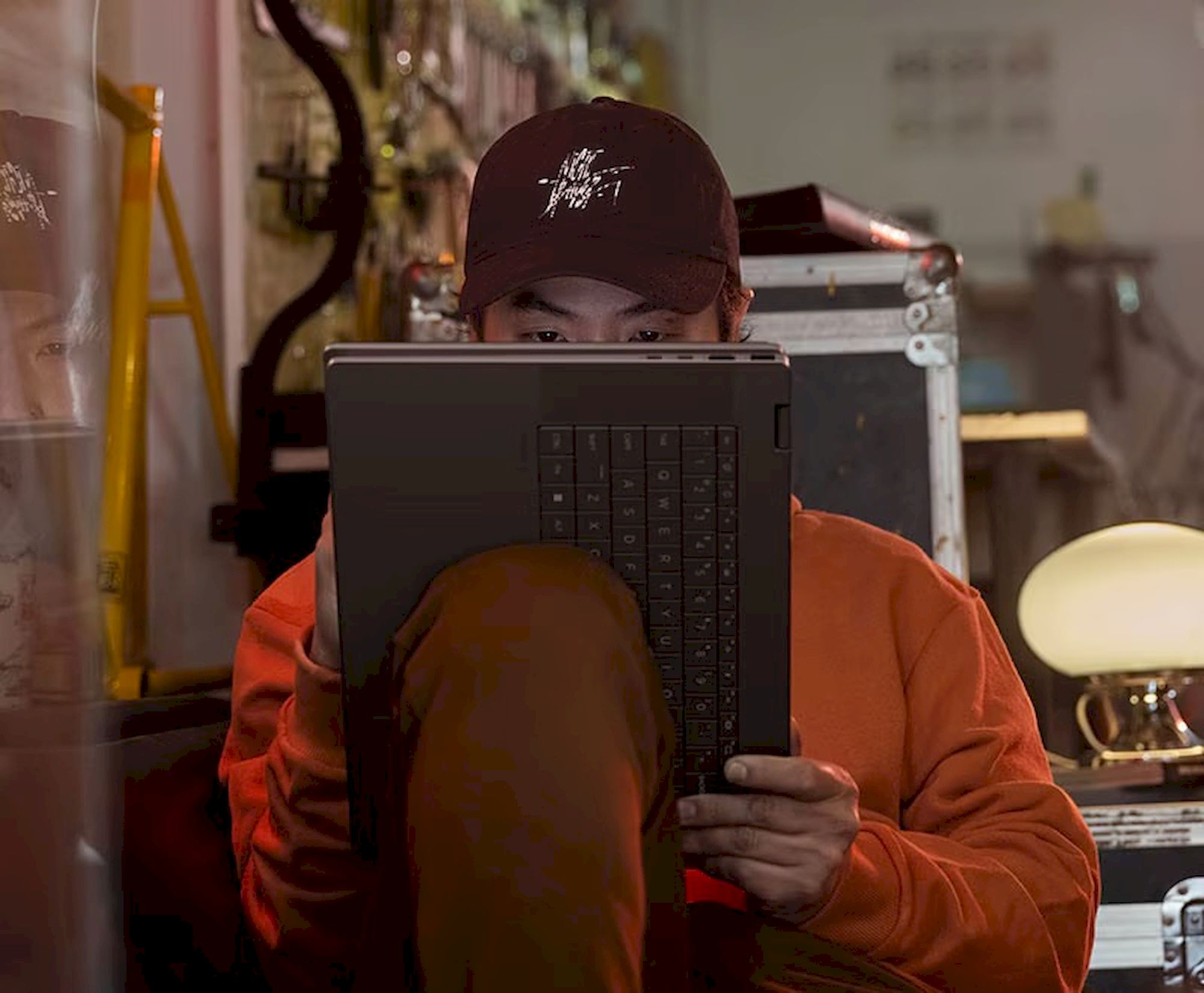 HP OmniBook X Flip AI 16-cb0001ncx (E0QU9EA#BCM) modrý