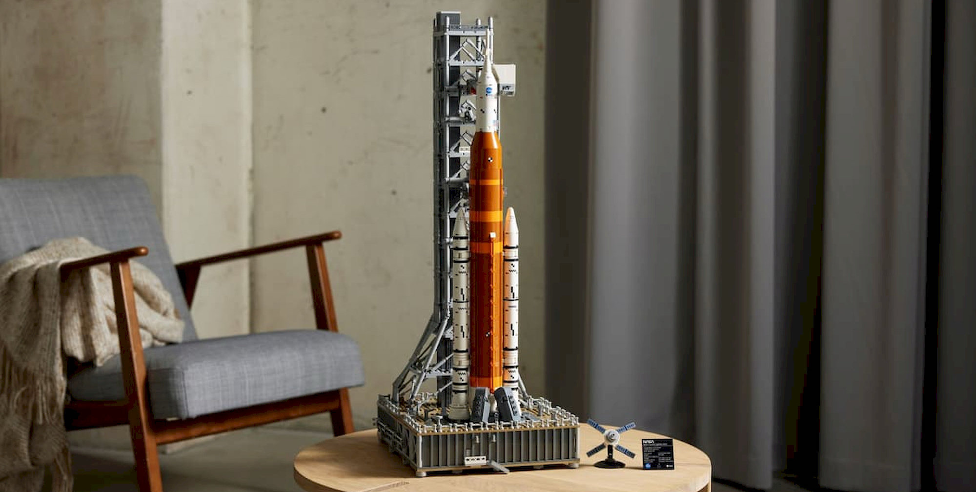 LEGO NASA 10341 Artemis Space Launch System