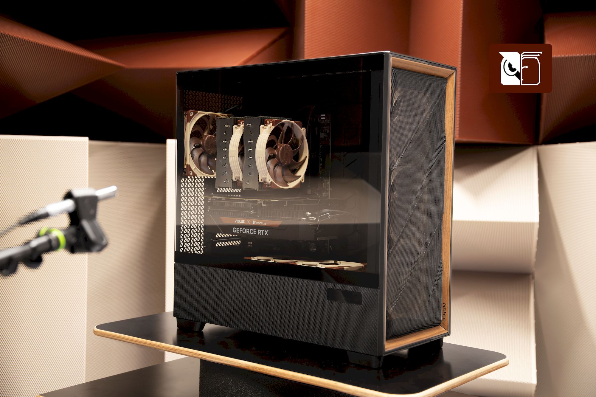 Antec Flux Pro Noctua Edition