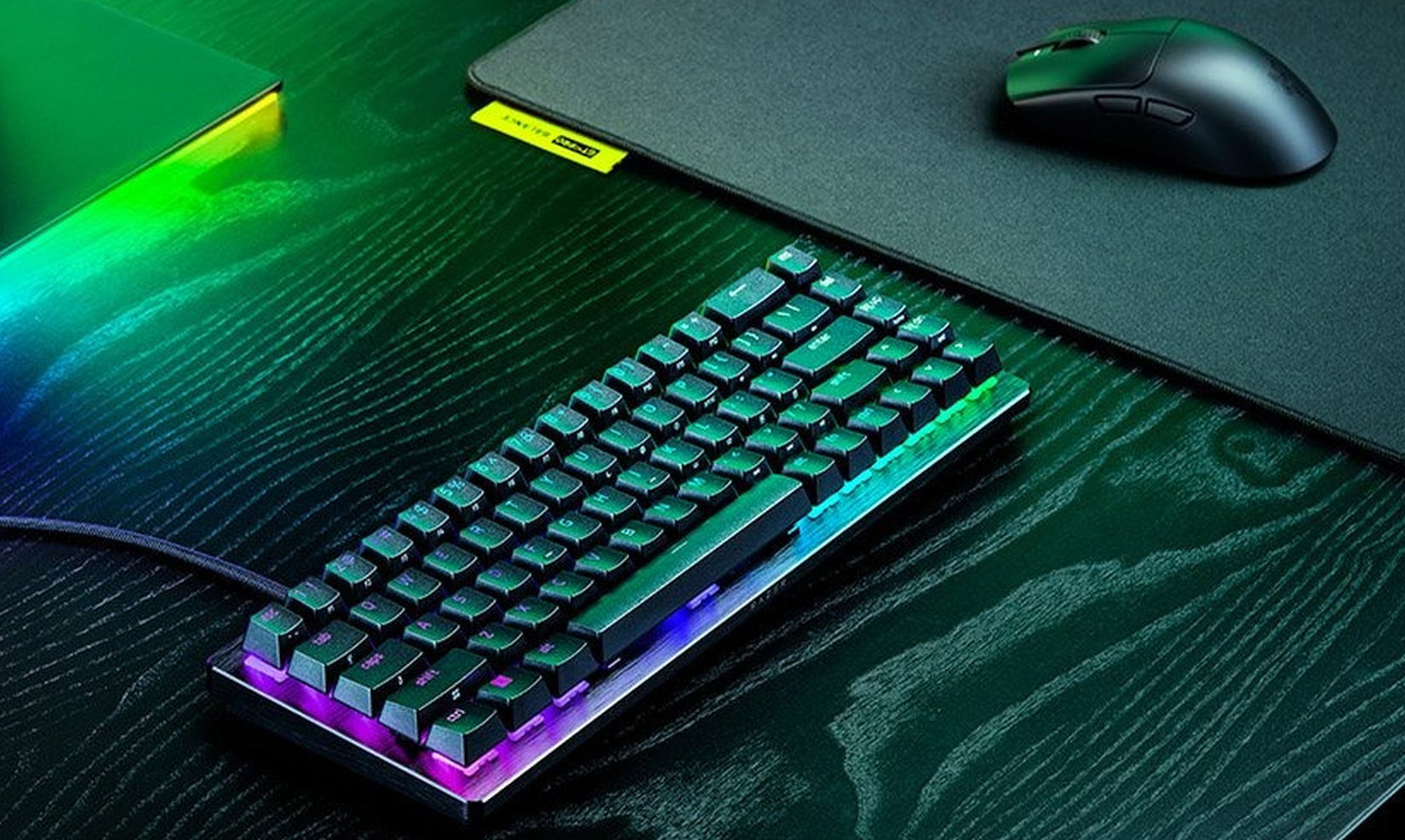 Razer Huntsman V3 HE Magnetic Mini herní klávesnice (US) černá