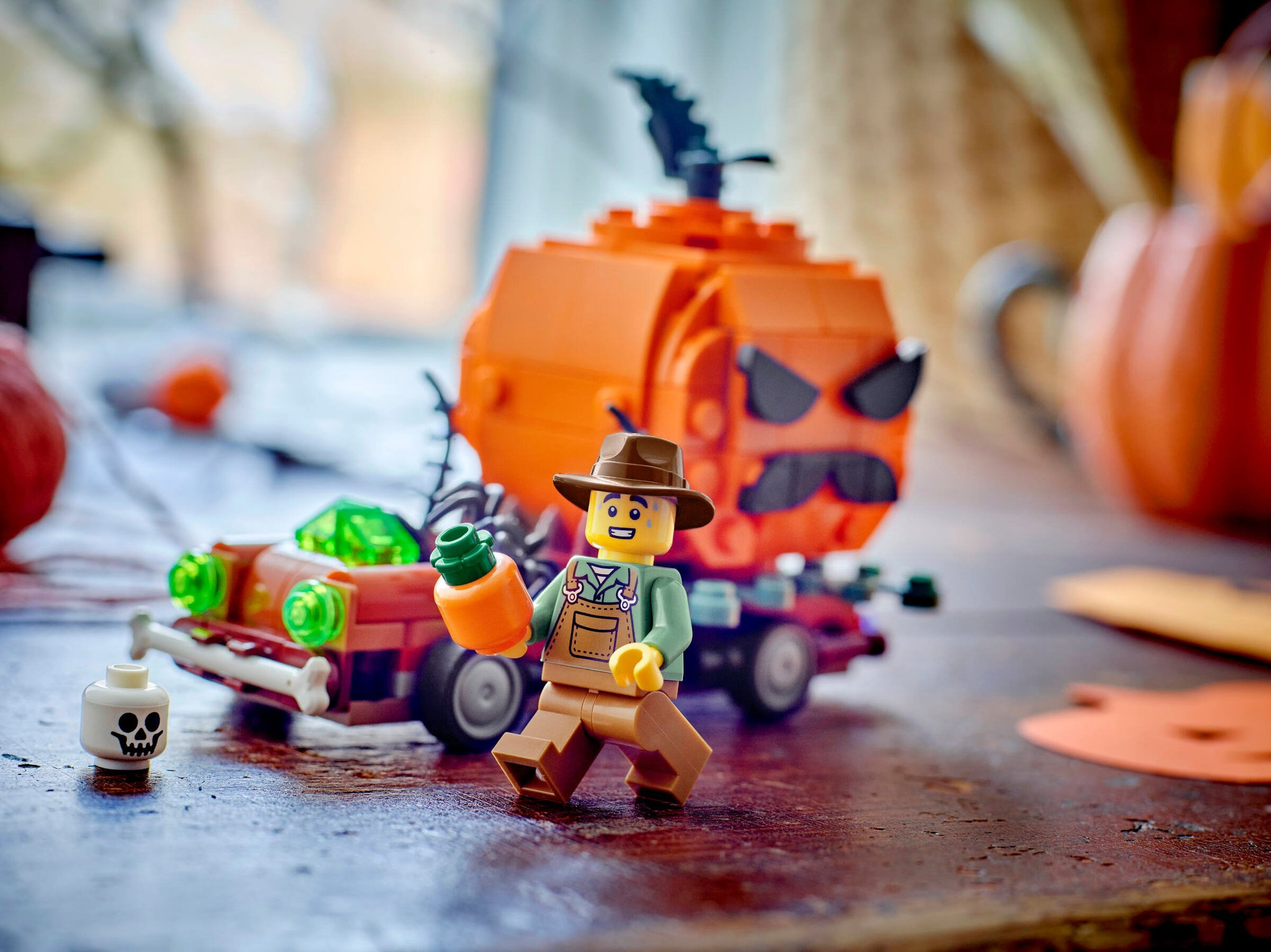 LEGO Iconic 40822 Pick-up s halloweenskými tekvicami