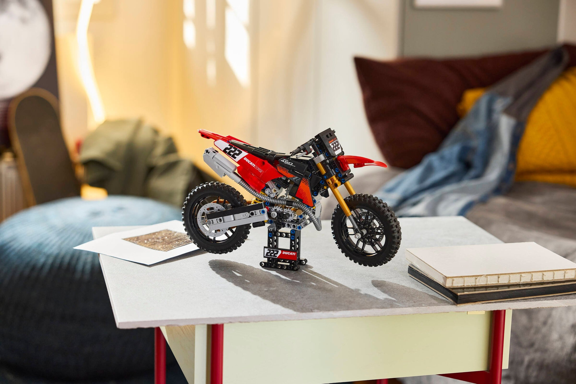 LEGO Technic 42238 Motorka Ducati Desmo450 MX Factory