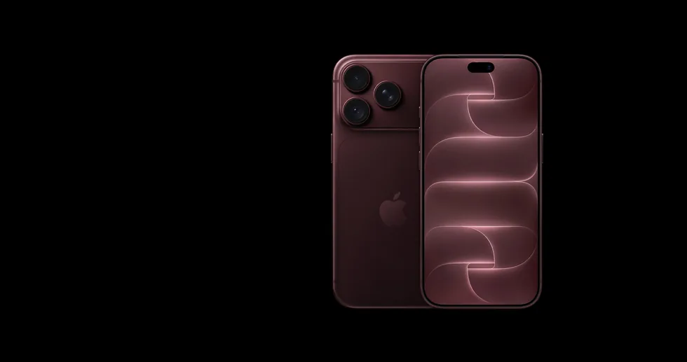iPhone 18 Pro zepředu a zezadu