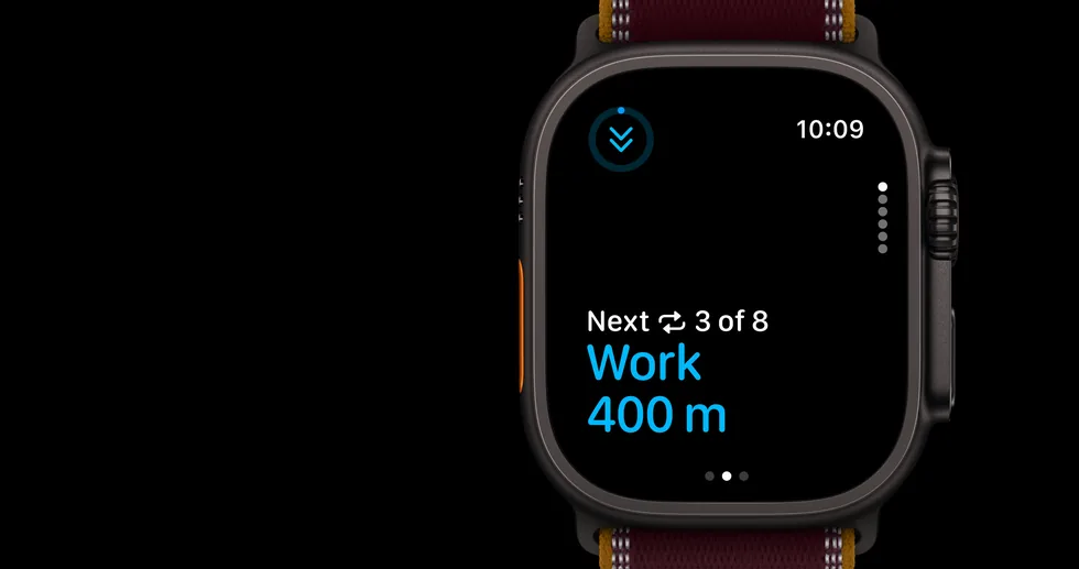 Apple Watch Ultra 4 s akčním tlačítkem a intervalovým tréninkem na displeji
