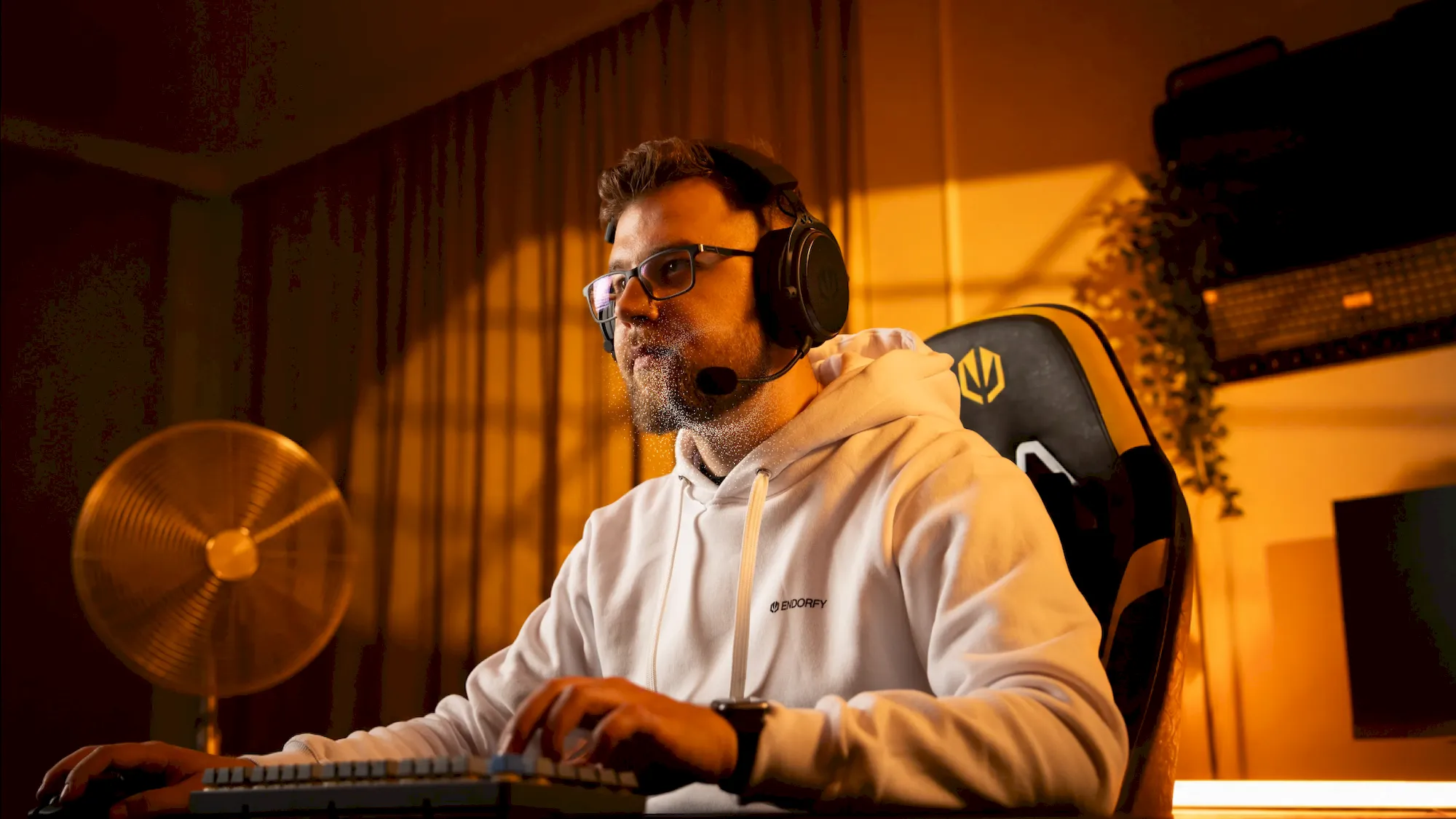 Endorfy Viro Wireless herní sluchátka bílá