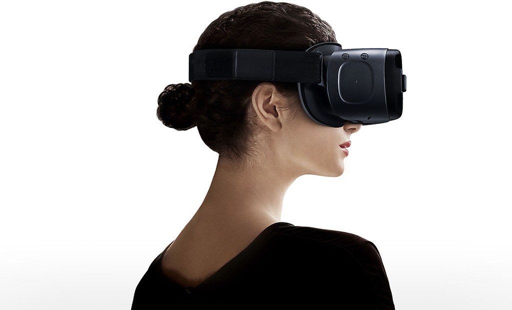 Samsung SM R325 Gear VR 2018 S Ovlada em ed Smarty cz