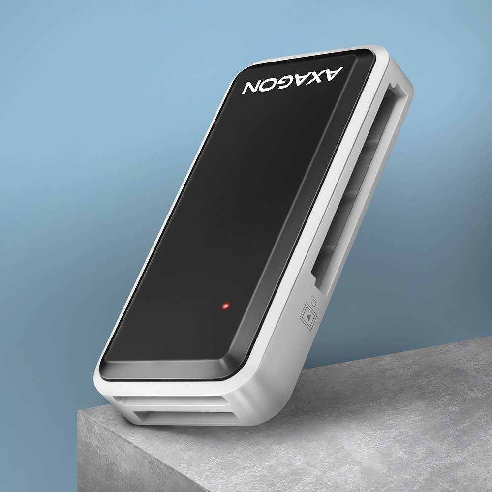 Kompaktní tělo čtečky AXAGON CRE-X1 s LED diodou