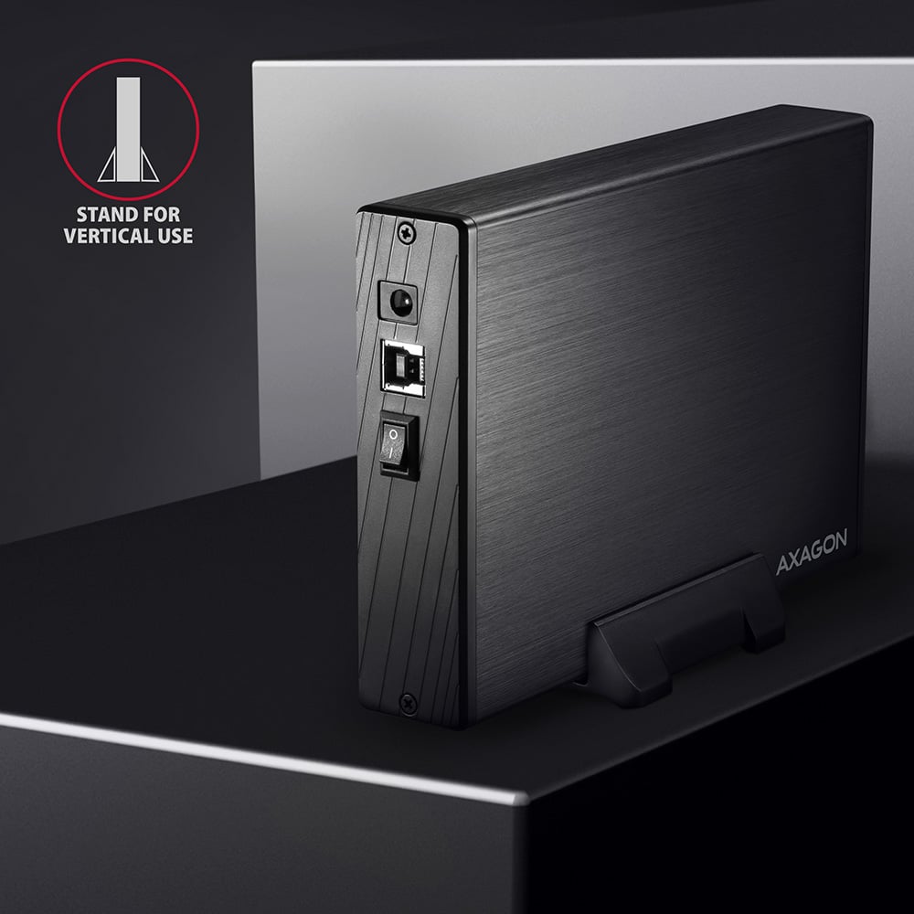 Zadní panel AXAGON EE35-XA3 s vypínačem, USB-B konektorem a stojánkem