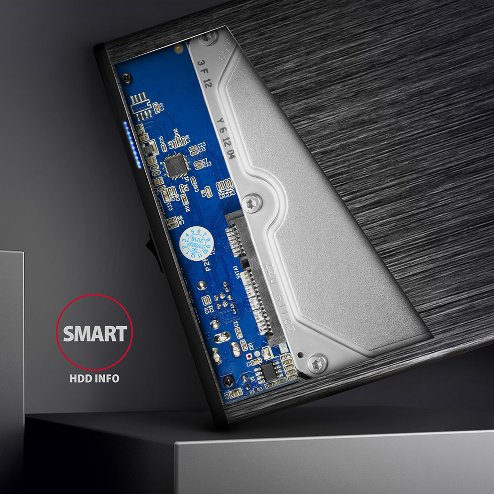 Vnitřní SATA konektor boxu AXAGON EE35-XA3 s podporou SMART