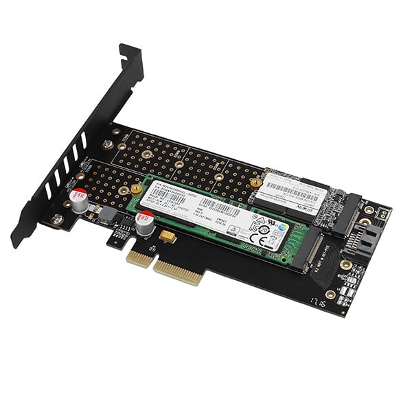 AXAGON PCEM2-DC s osazenými disky Kingston a Samsung 970 EVO